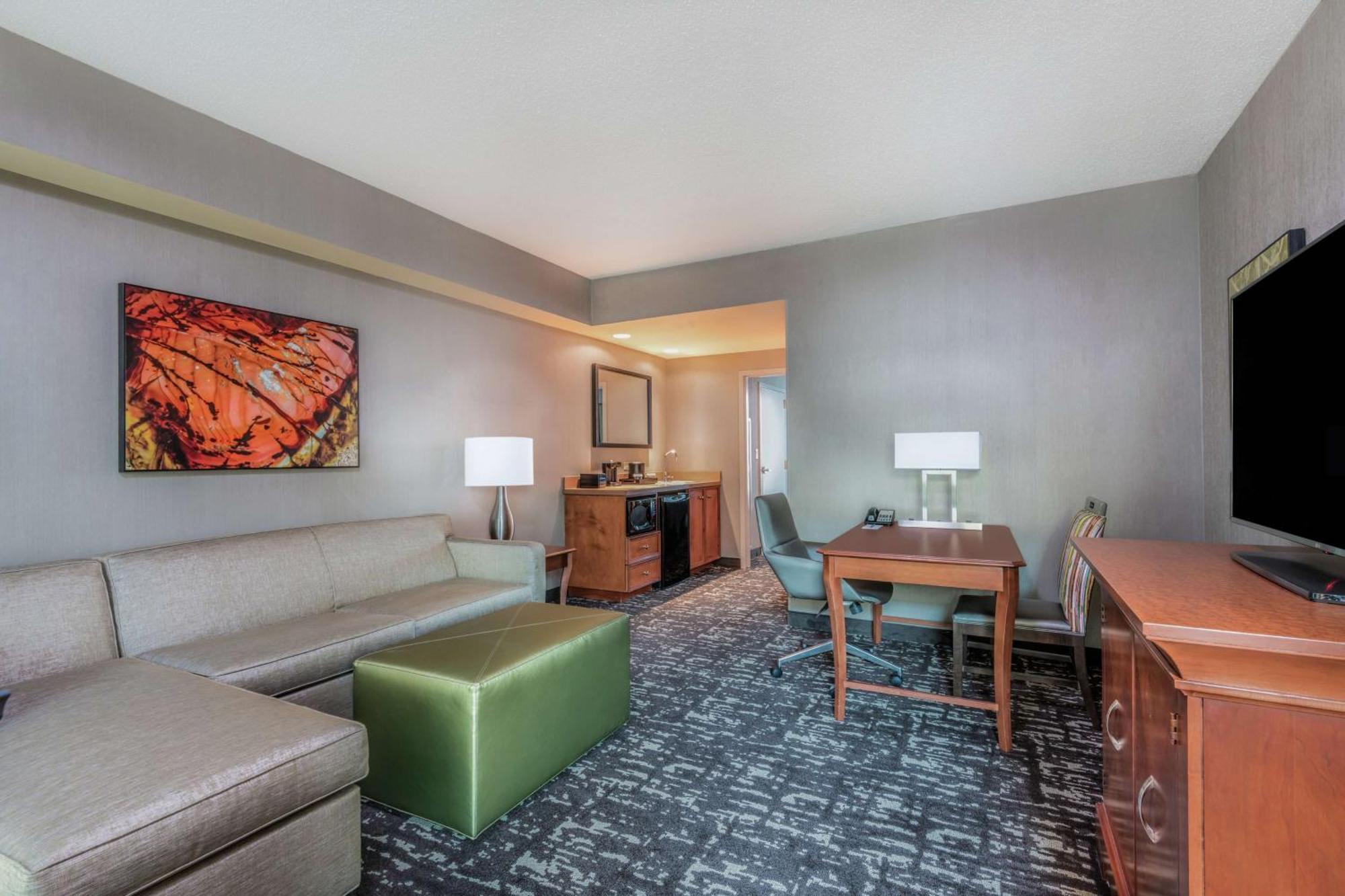 Embassy By Hilton Saint Louis Hotel Saint Charles